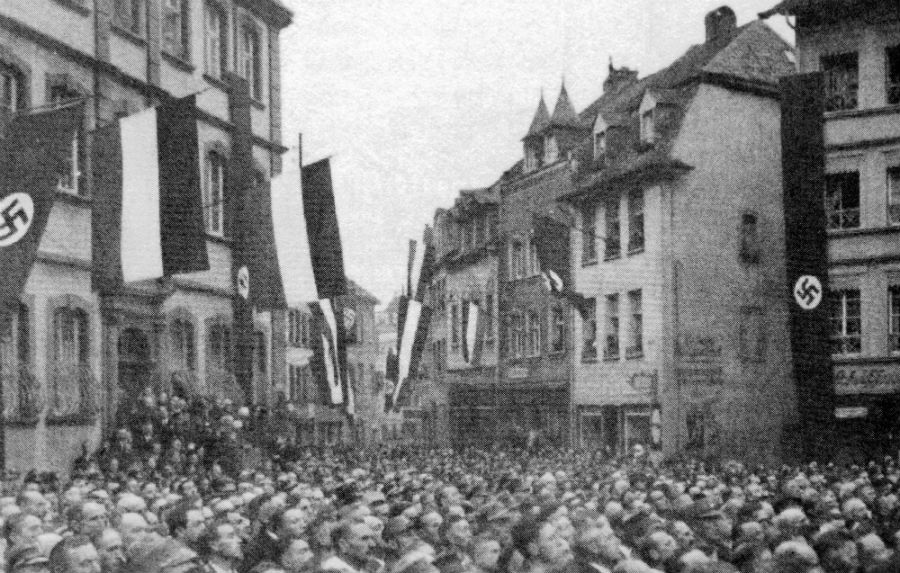 Marktplatz NS Nov 1933 Mehs 900