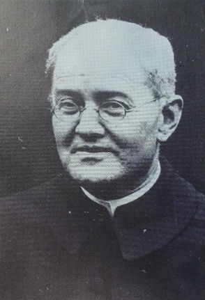 Stein Friedrich Dechant 300